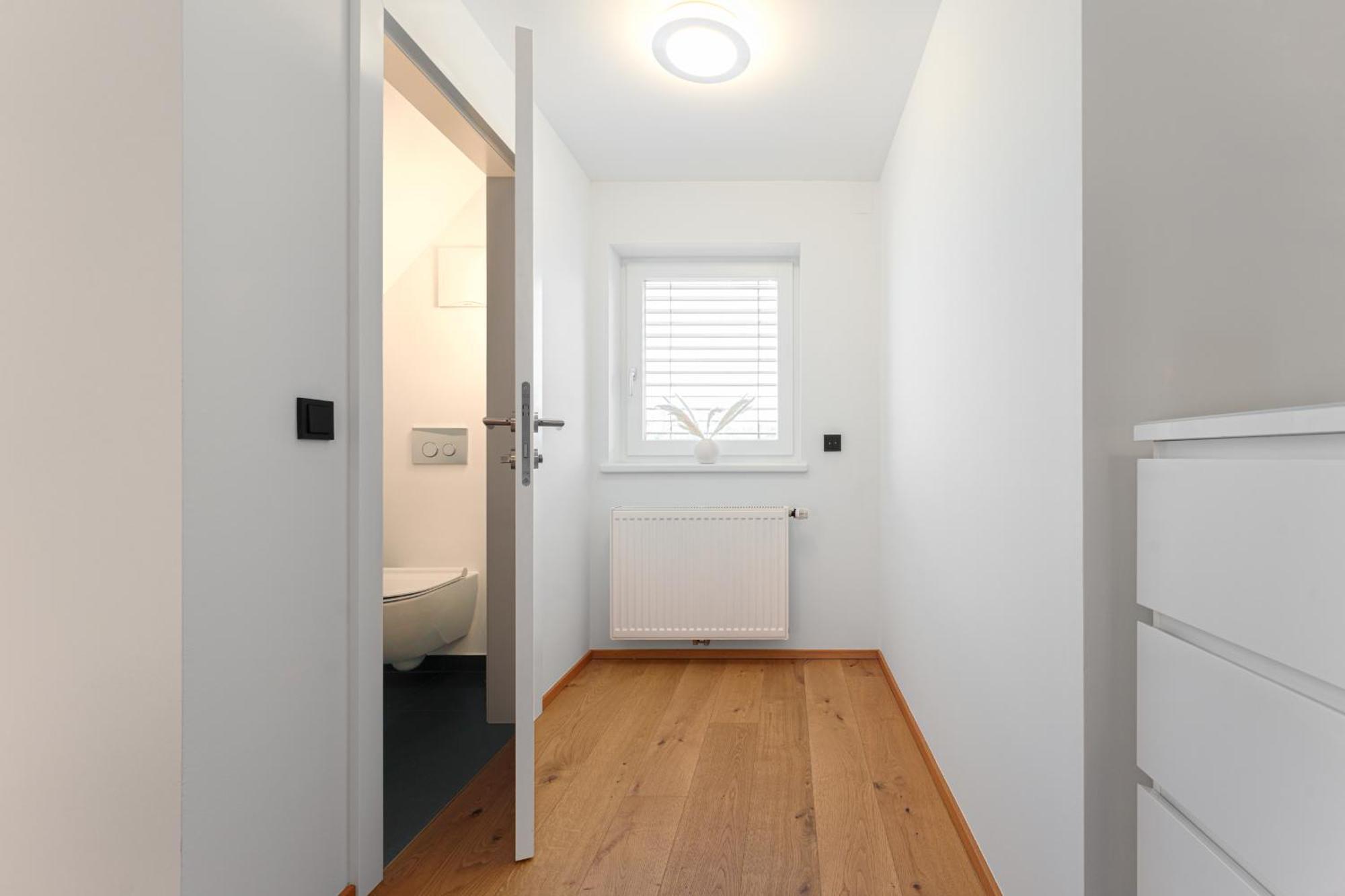 Platschberg Urban Hideaway - Stilvolles Ferienhaus Mit Pool An Der Weinstrasse Berghausen Zimmer foto