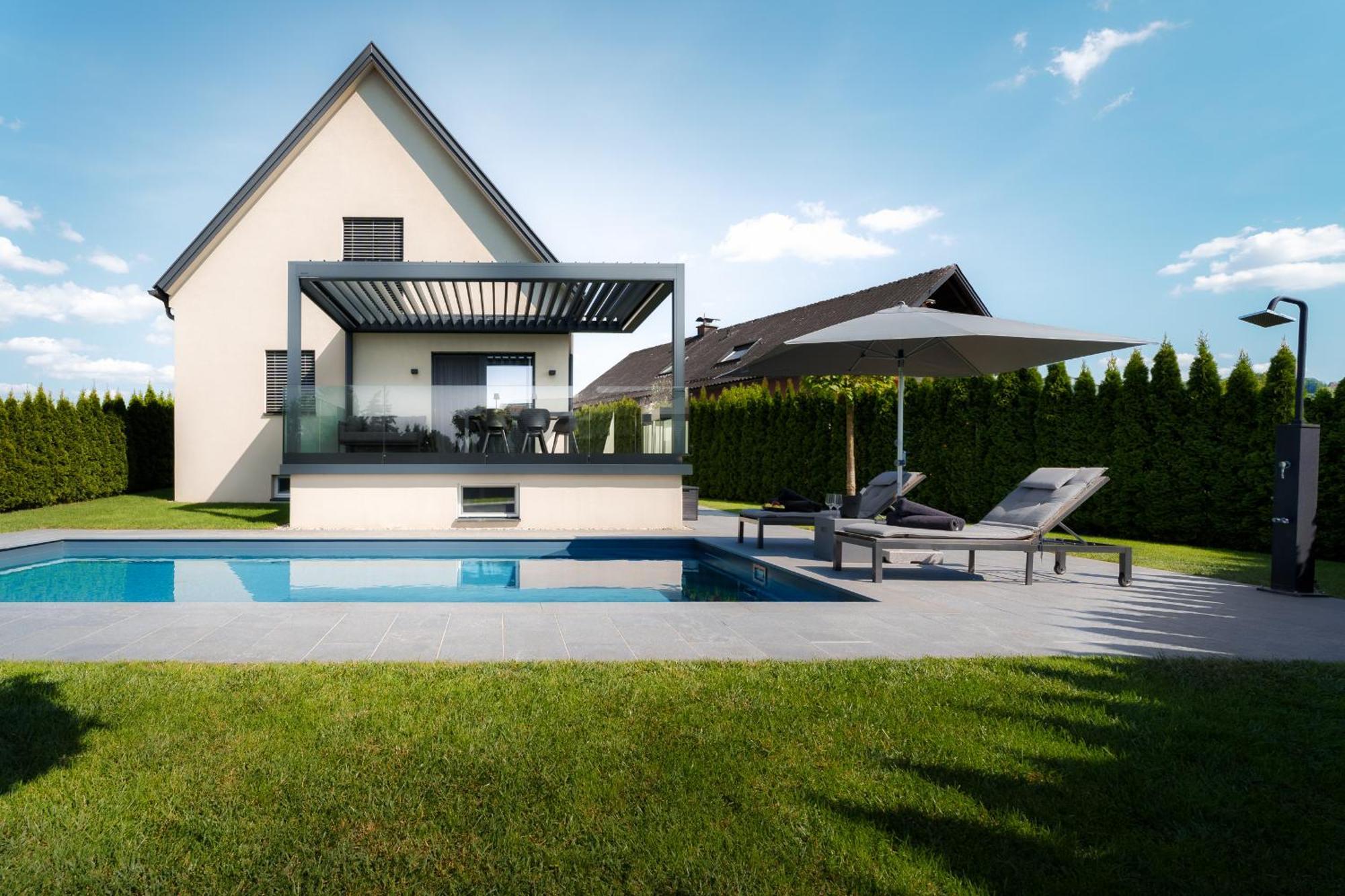 Platschberg Urban Hideaway - Stilvolles Ferienhaus Mit Pool An Der Weinstrasse Berghausen Zimmer foto